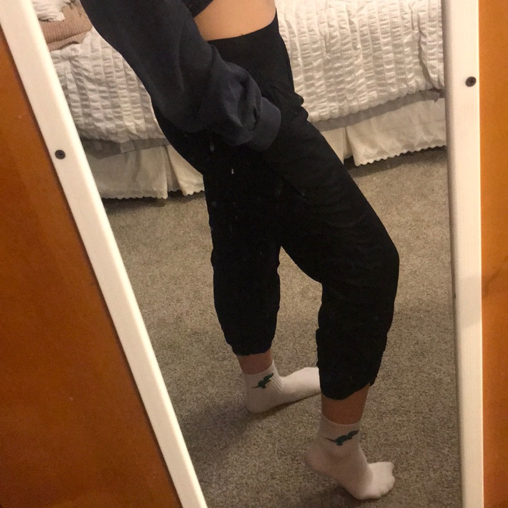American Eagle Cropped Loose Pants